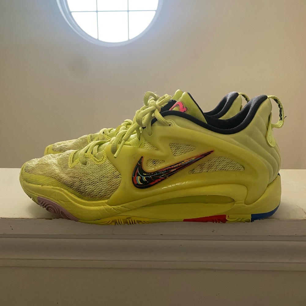 Nike Bright Yellow Sports Shoes- Basketball